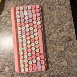 Ubotie Bluetooth Keyboard