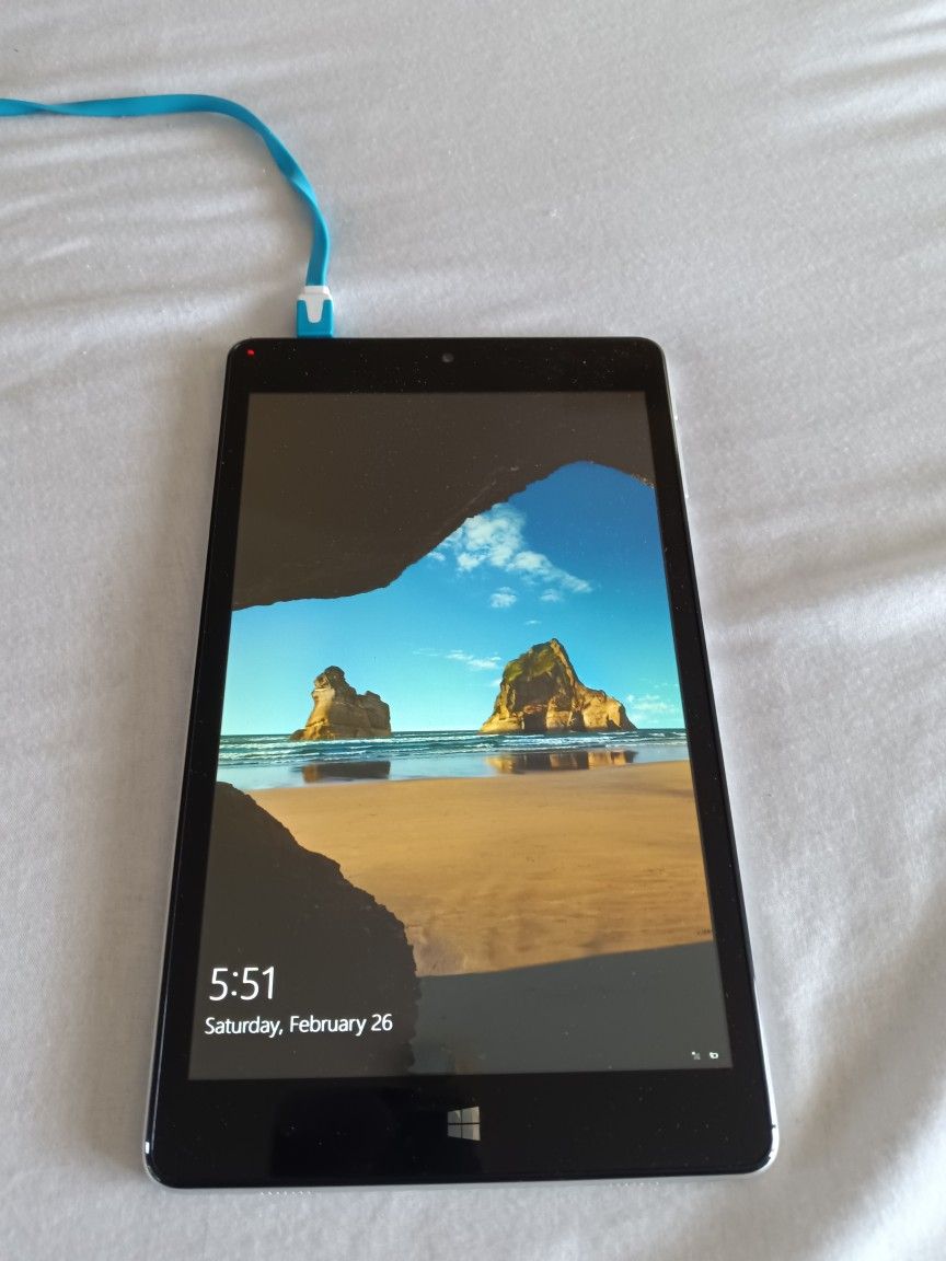 NuVision tablet
NuVision TM800W560L Signature Edition 8" Full HD Tablet