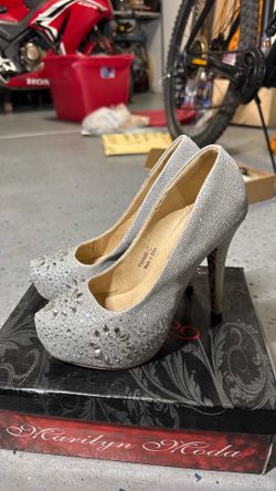 Women shoes size 7