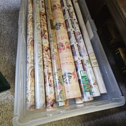 40 Rolls Of Xmas And Birthday Wrapping Paper