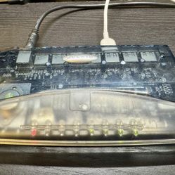 Belkin 7-Port Powered USB Hub