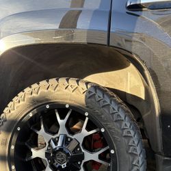 Chevy Tahoe 2007  Black Color 