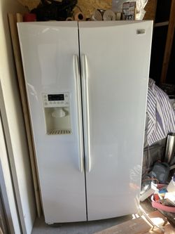 GE French Door Refrigerator 