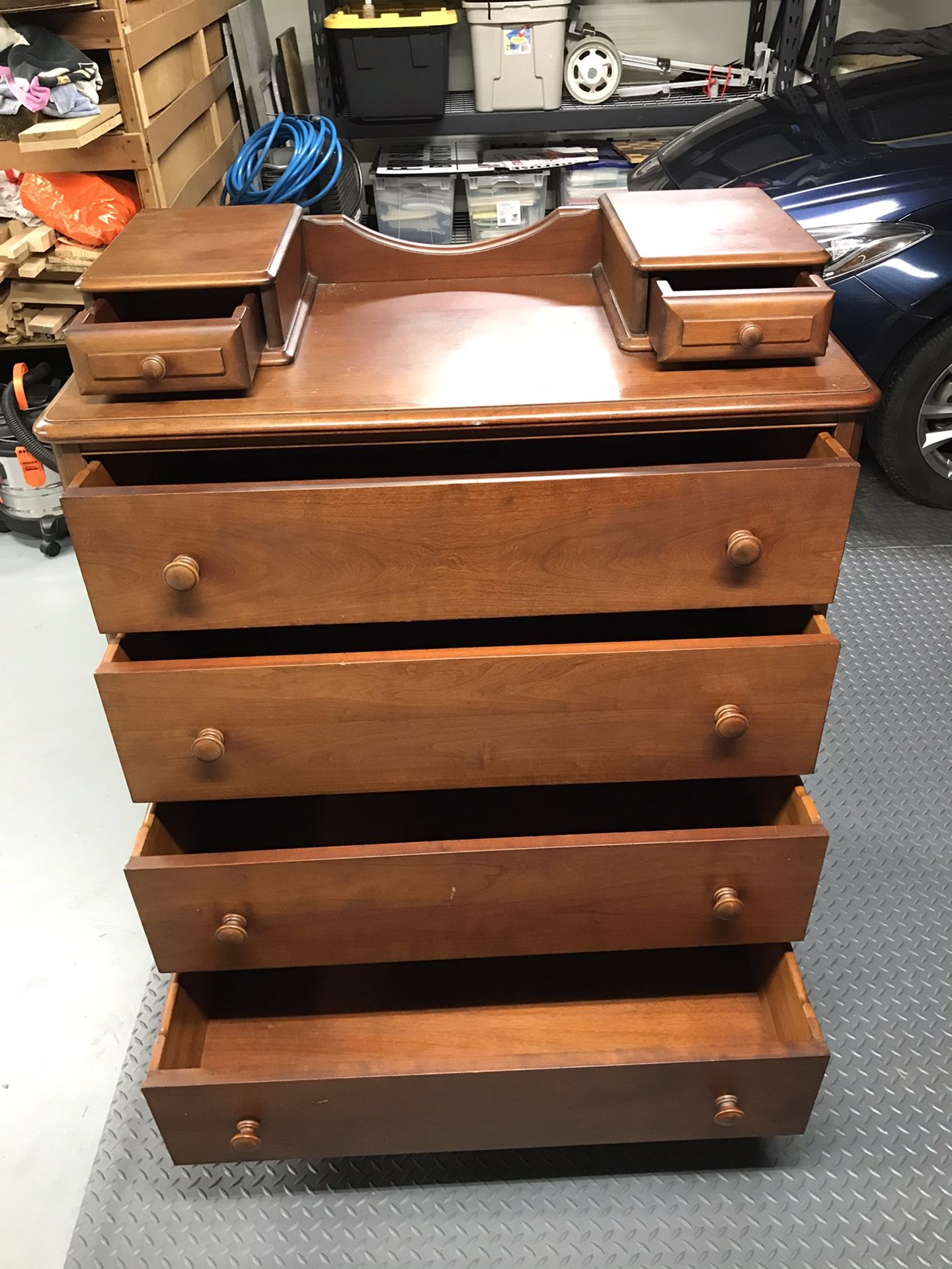 Vintage solid wood antique dresser for Sale in Edgewood, WA OfferUp