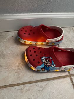Mario crocs light up in great condition size 1