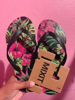 Mixit Tropical Print Flip Flops Size 5/6
