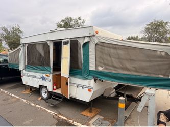 1997 StarCraft pop up camper