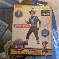 Halloween Customs Paw Chase