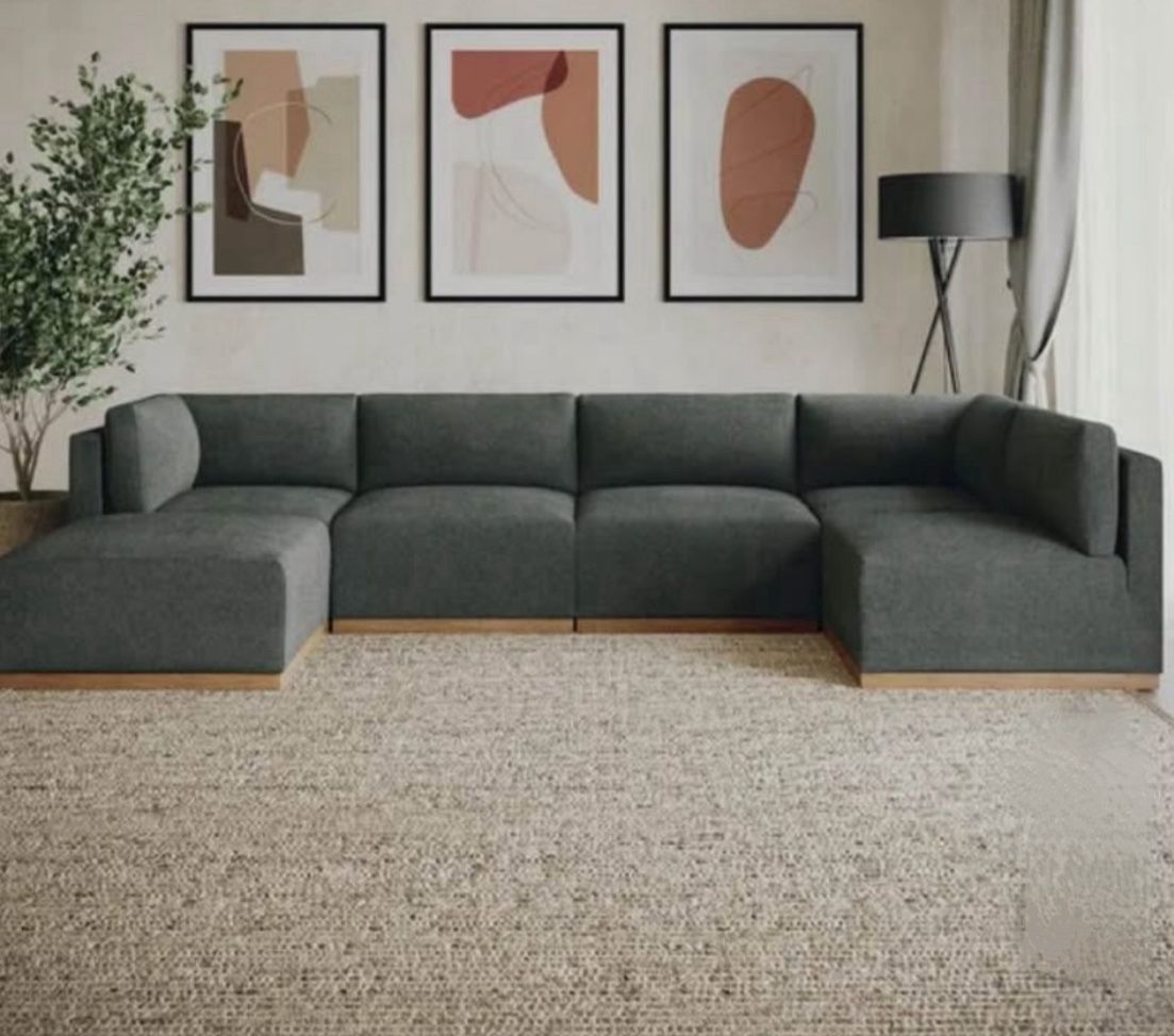 Henredon Murphy Fabric Modular Sectional with Ottoman