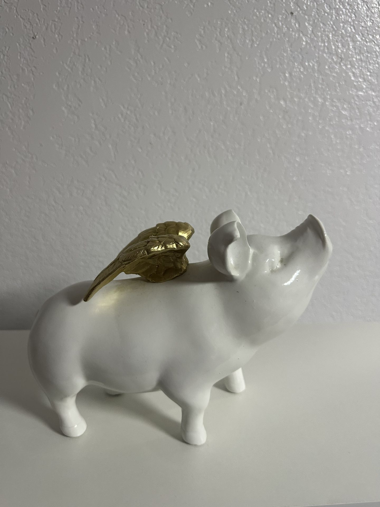 PIGGY ANGEL DECORATION