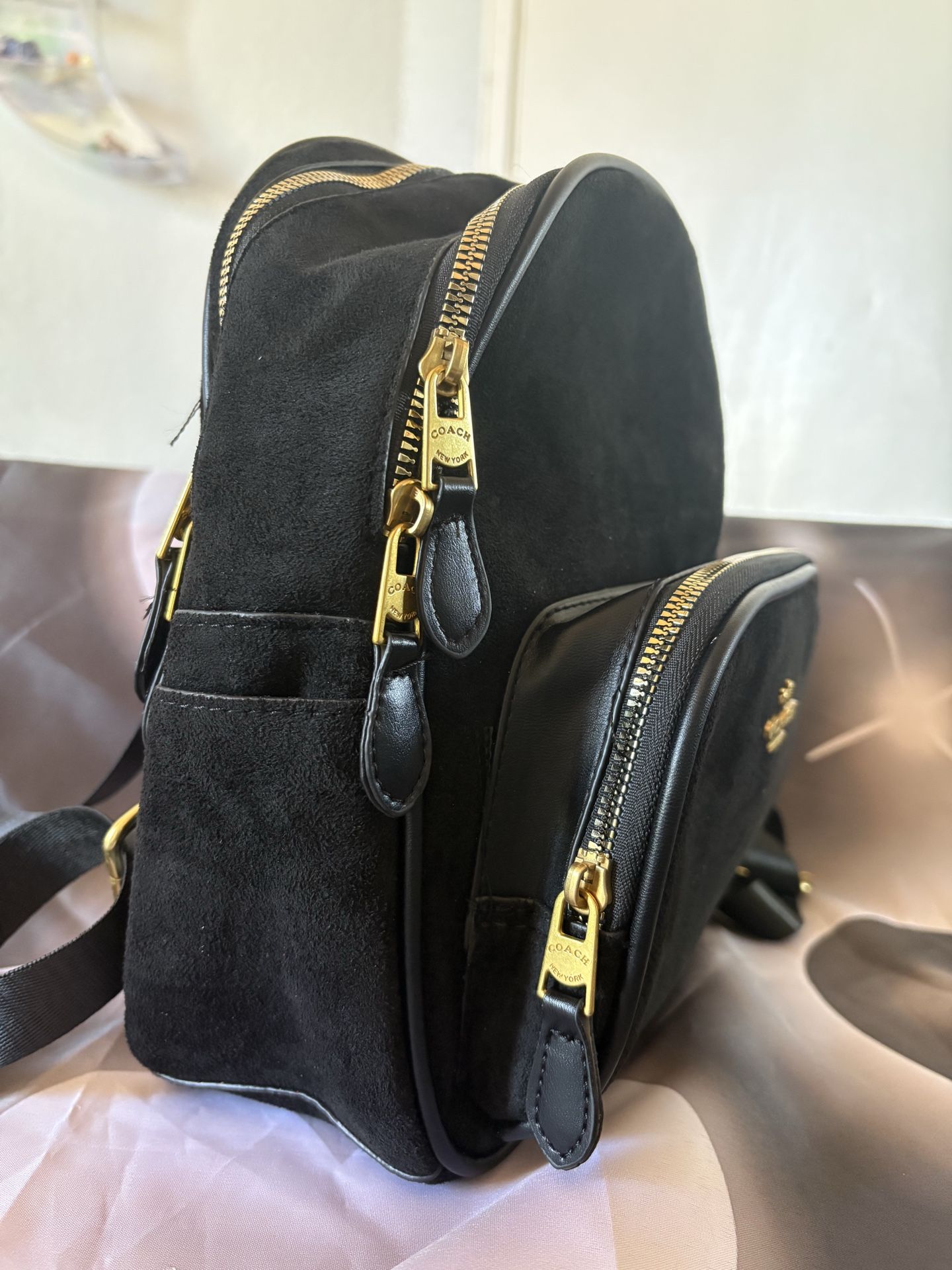 amari convertible leather backpack American Co. Catalina Conv. Style:5 different frog lures grain cowhide leather construction For students Top 5 Lures for