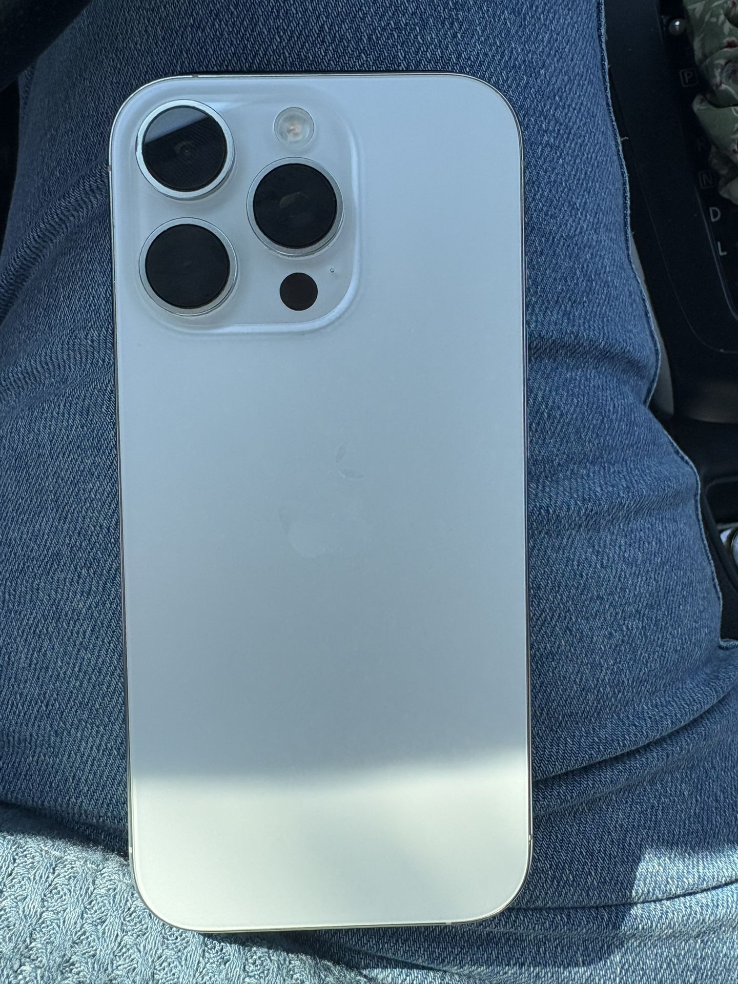 iPhone 16 Pro