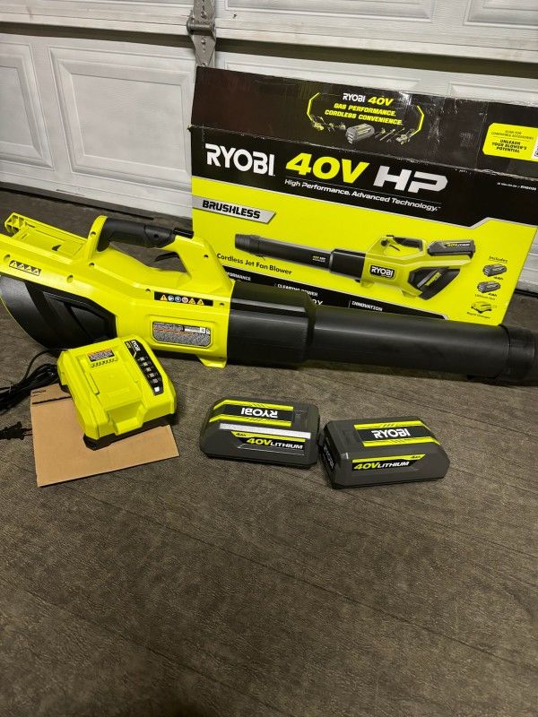 Riobi 40V HP Brushless Whisper Series 190 MPH 730 CFM Cordless Battery Jet Fan Leaf Blower with (2) 4.0 Ah Batteries & Charger
