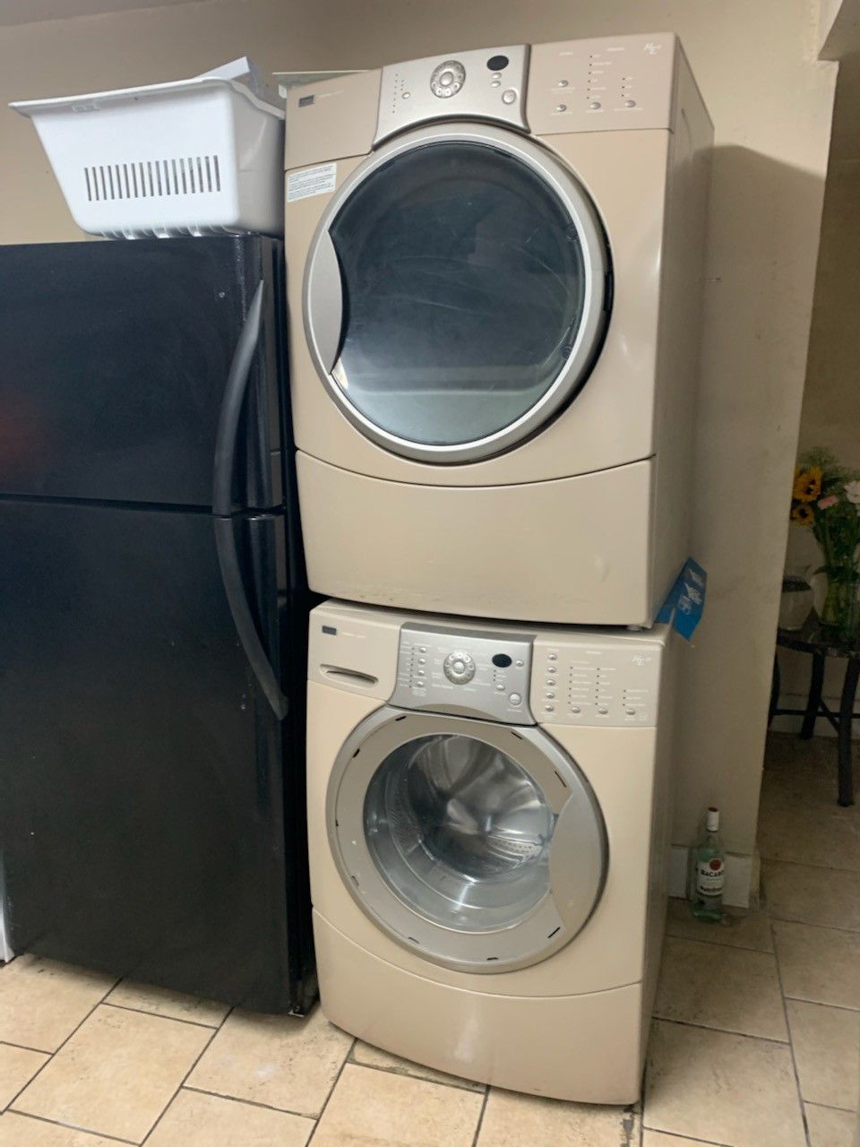 Washer and gas dryer.