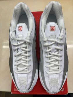 Woman’s Nike Shox R4 White & Silver