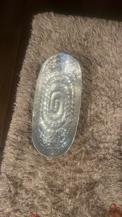 Silver Hammered Metal Oval Serving Tray