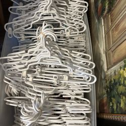 Plastic Hangers 