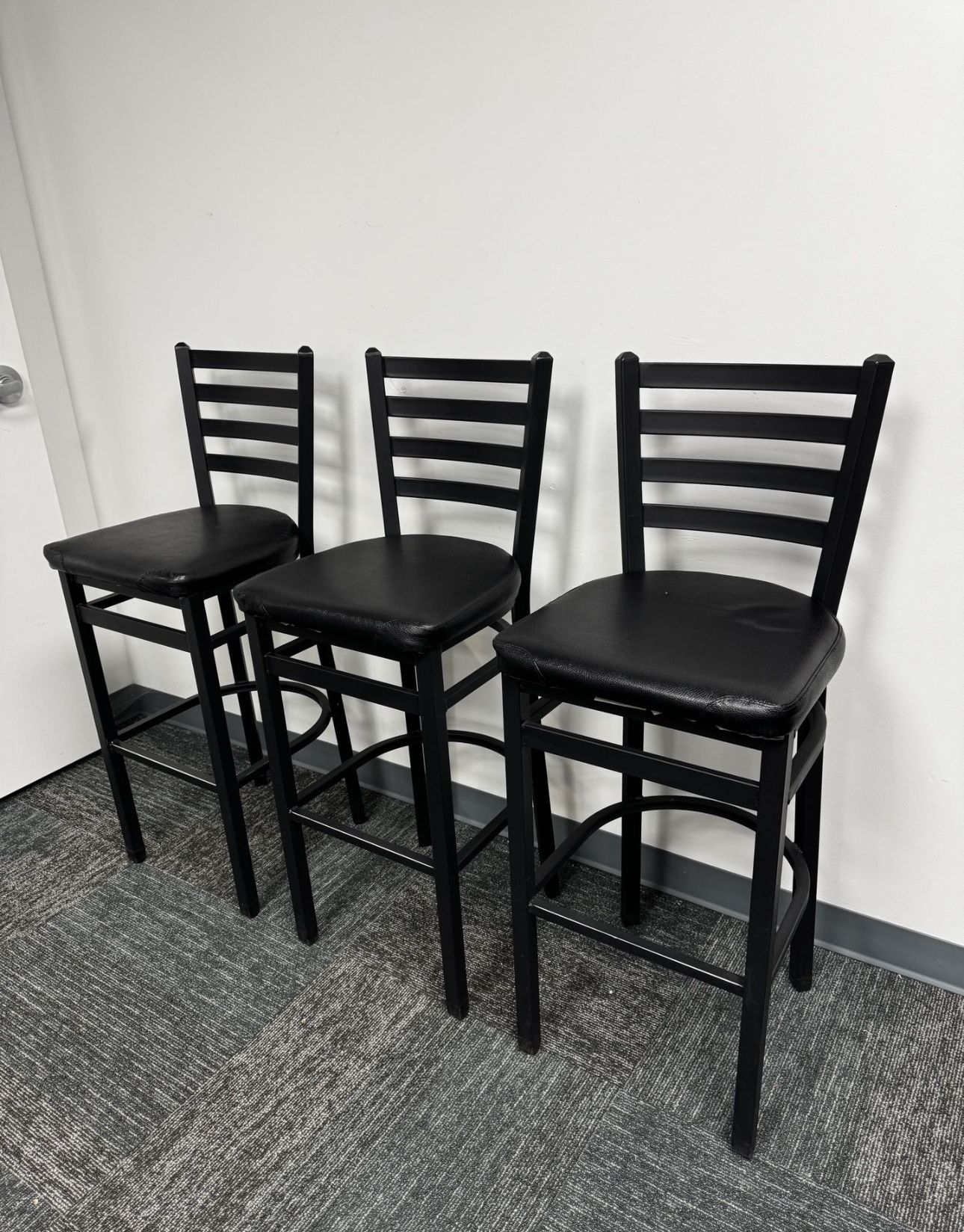 Style and Durability! *25% Off Sale* Used - Black Metal Bar Stool w/ Cushion