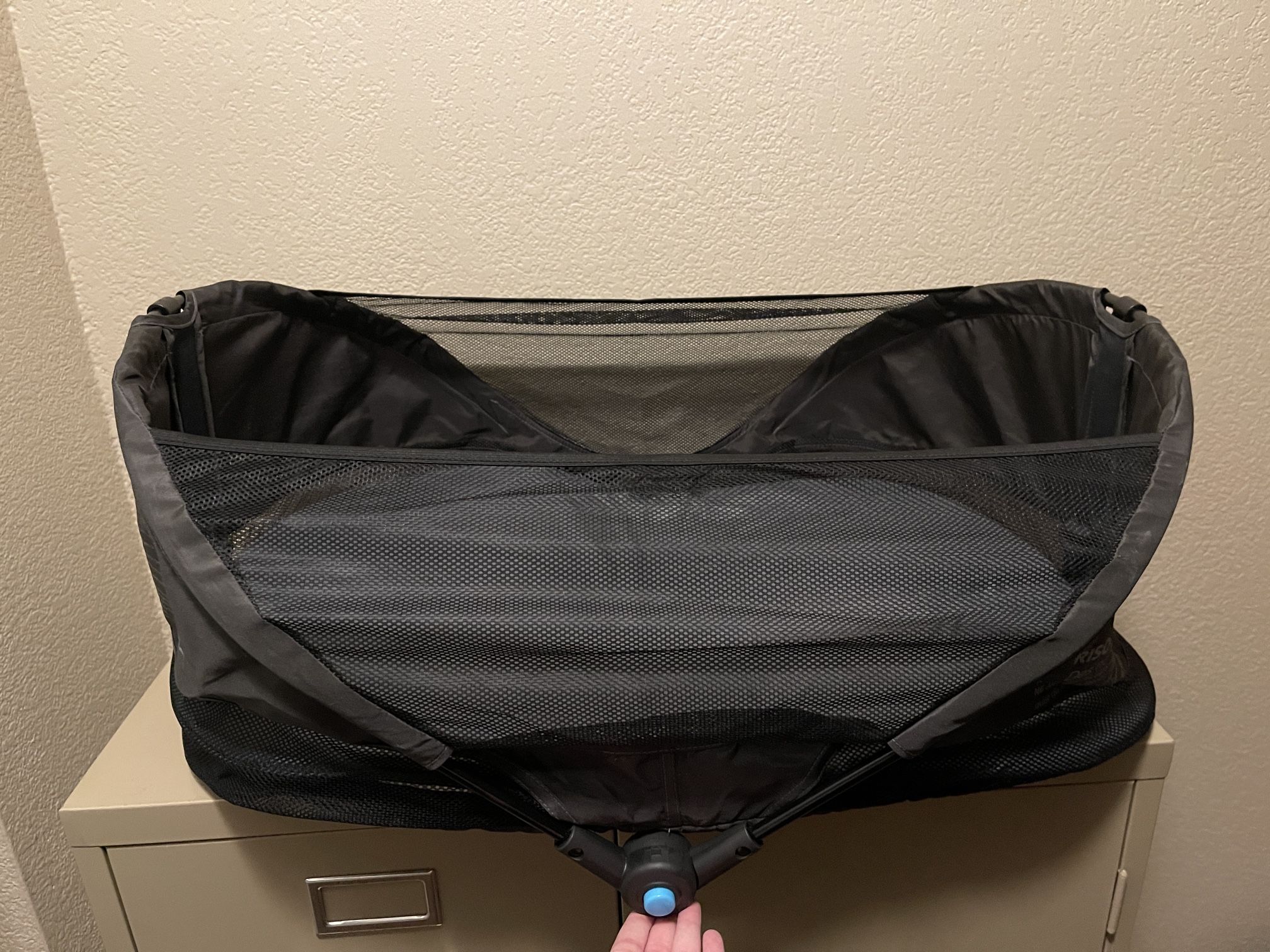 Munchkin Brica Baby travel pod/bassinet