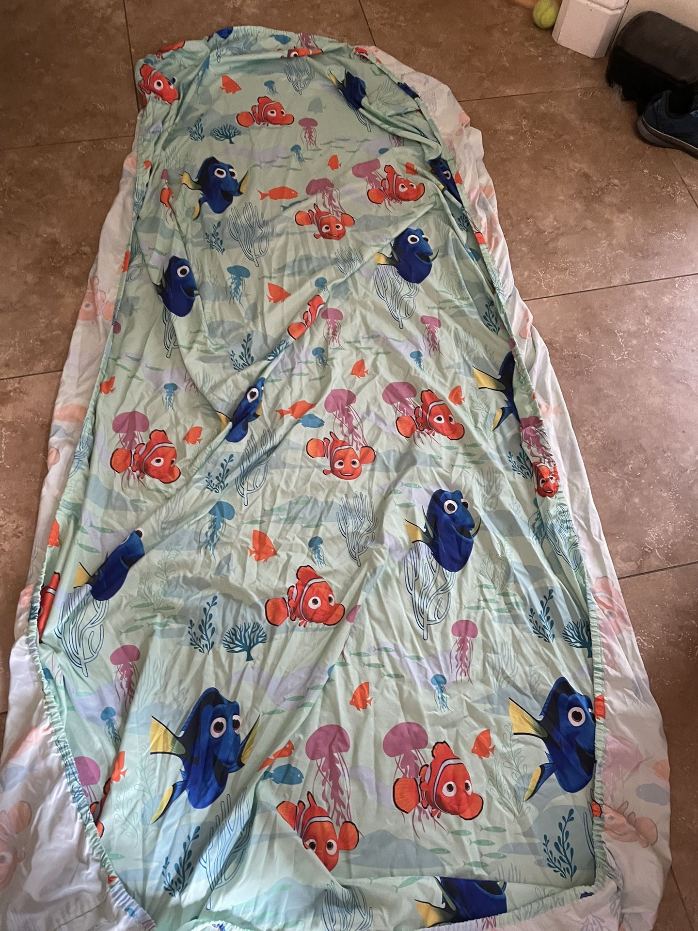 Used Finding Nemo Bedsheet Twin Size