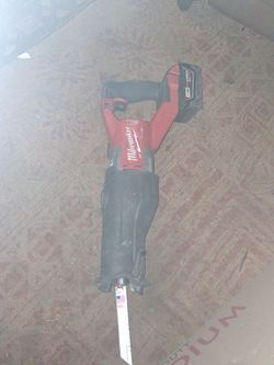 Milwaukee reciprocating saw  and battery