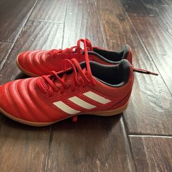 Adidas Tennis Shoes Size 4 