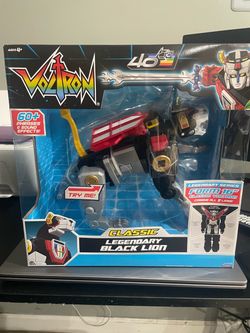 Voltron Classic Legendary Black Lion Figure