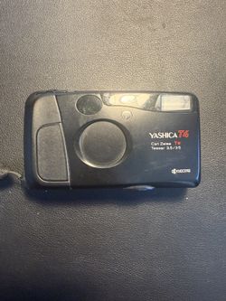 Yashica T4 Camera / Carl Zeiss Lens - Great Condition