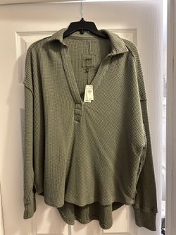 New~Women’s Sweater 