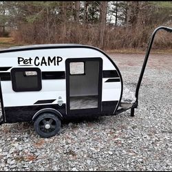 Dog-house-Pet-camper