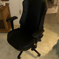 Secret Lab Titan Xl Computer Chair