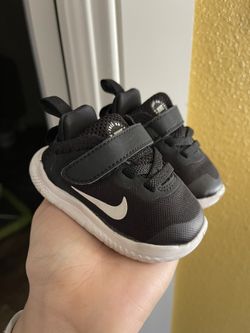 Nikes 3c