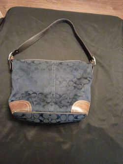 Coach Signature Canvas Shoulder Bag