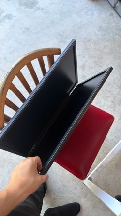 2 monitors