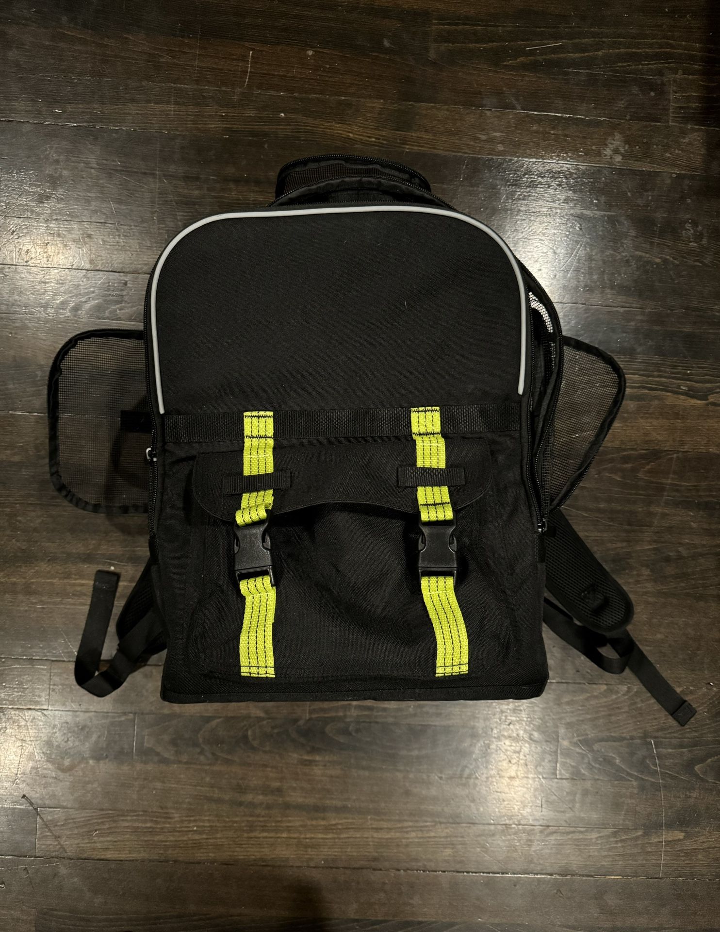 ROVERLUND Pet backpack