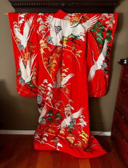 Vintage Japanese Ceremonial Red Silk Bridal Uchikake Kimono