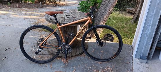Kona Dew Deluxe 54cm