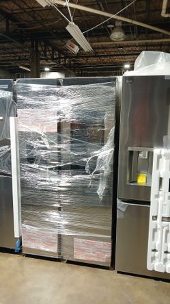 Samsung Stainless Steel Side By Side Door Refrigerator With Family Hub 