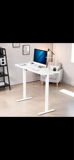 Latitude Run Electric Standing Desk in excellent working condition.