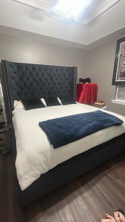 King size bed