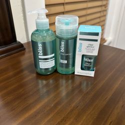 Bliss Clear Genius Skincare Trio 🔬