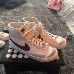 Nike Blazer Mid 77