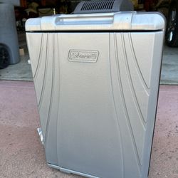 Used-Coleman 40 Qt Thermoelectric Cooler