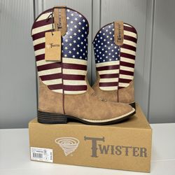 Kids Boots Size 3 (NEW WITH BOX)