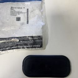 Ford 5F9Z74111B24AA Explorer Flex MKT Rubber Plug 2011-2018 OEM