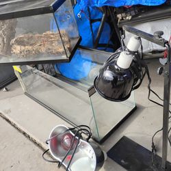 Snake÷turtle Tank Big And Little Tank W/Heatlamps