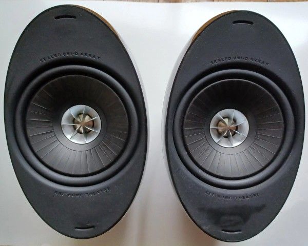KEF Egg Speaker