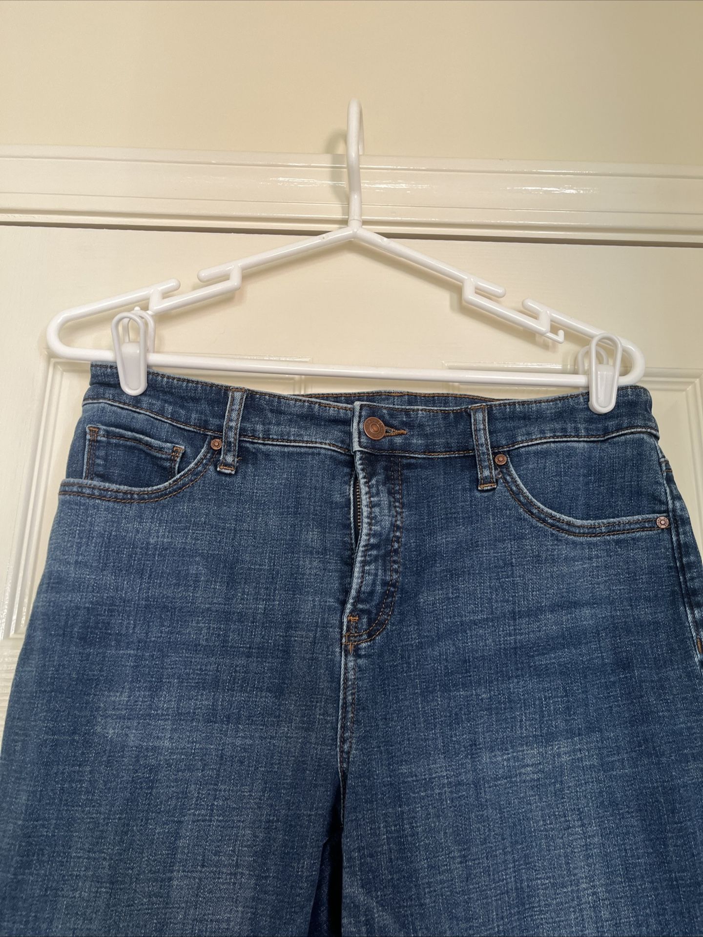 Chicos So Slimming Girlfriend Slim Leg Ankle Jeans