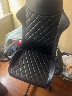 Gaming chair