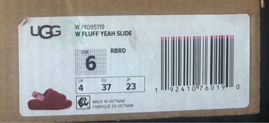 NEW UGG Fluff yeah slide